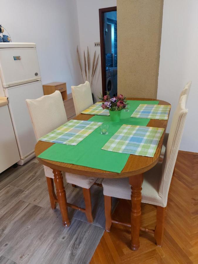 Apartman Stefan Карлобаг Екстериор снимка