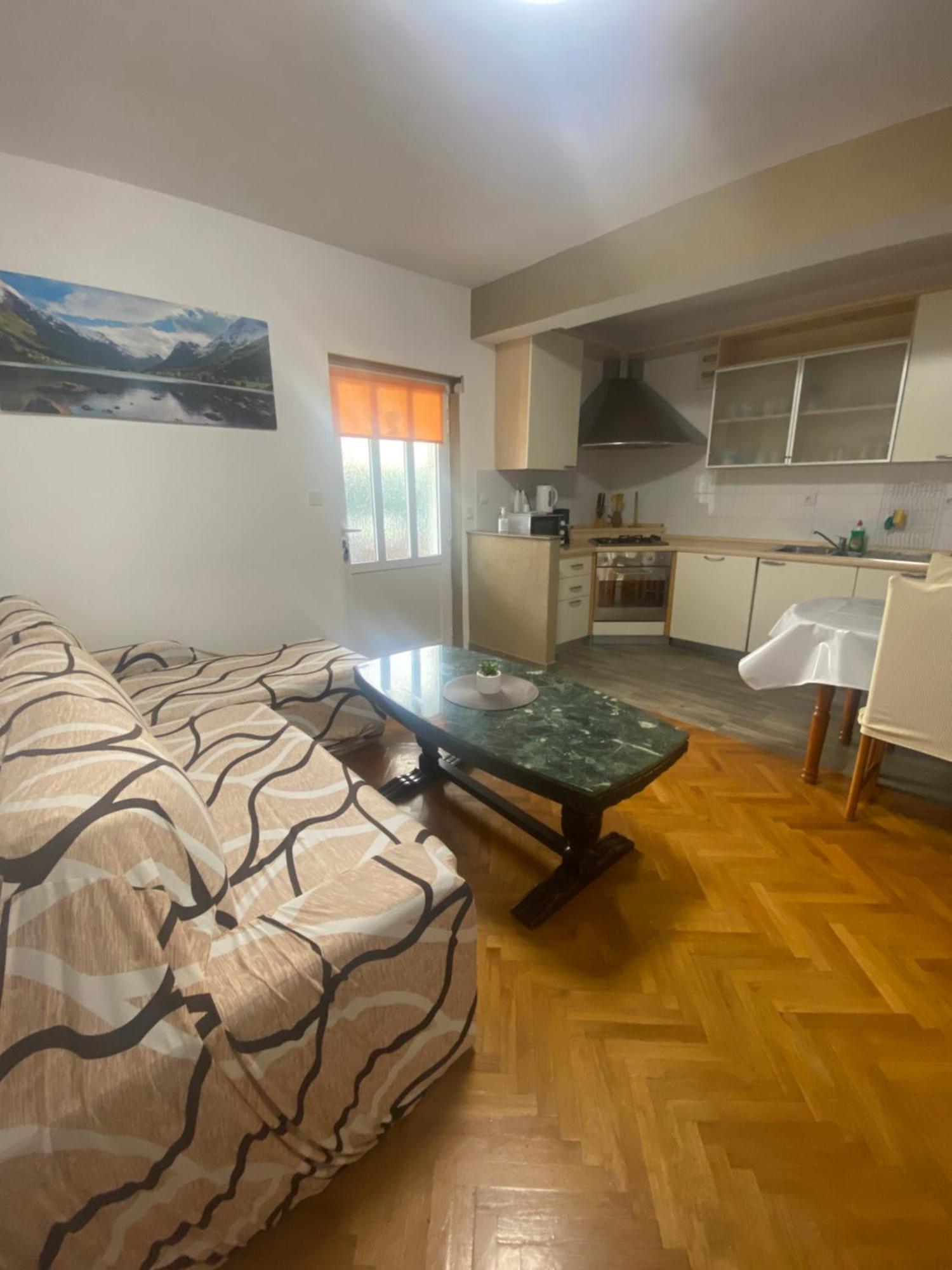 Apartman Stefan Карлобаг Екстериор снимка